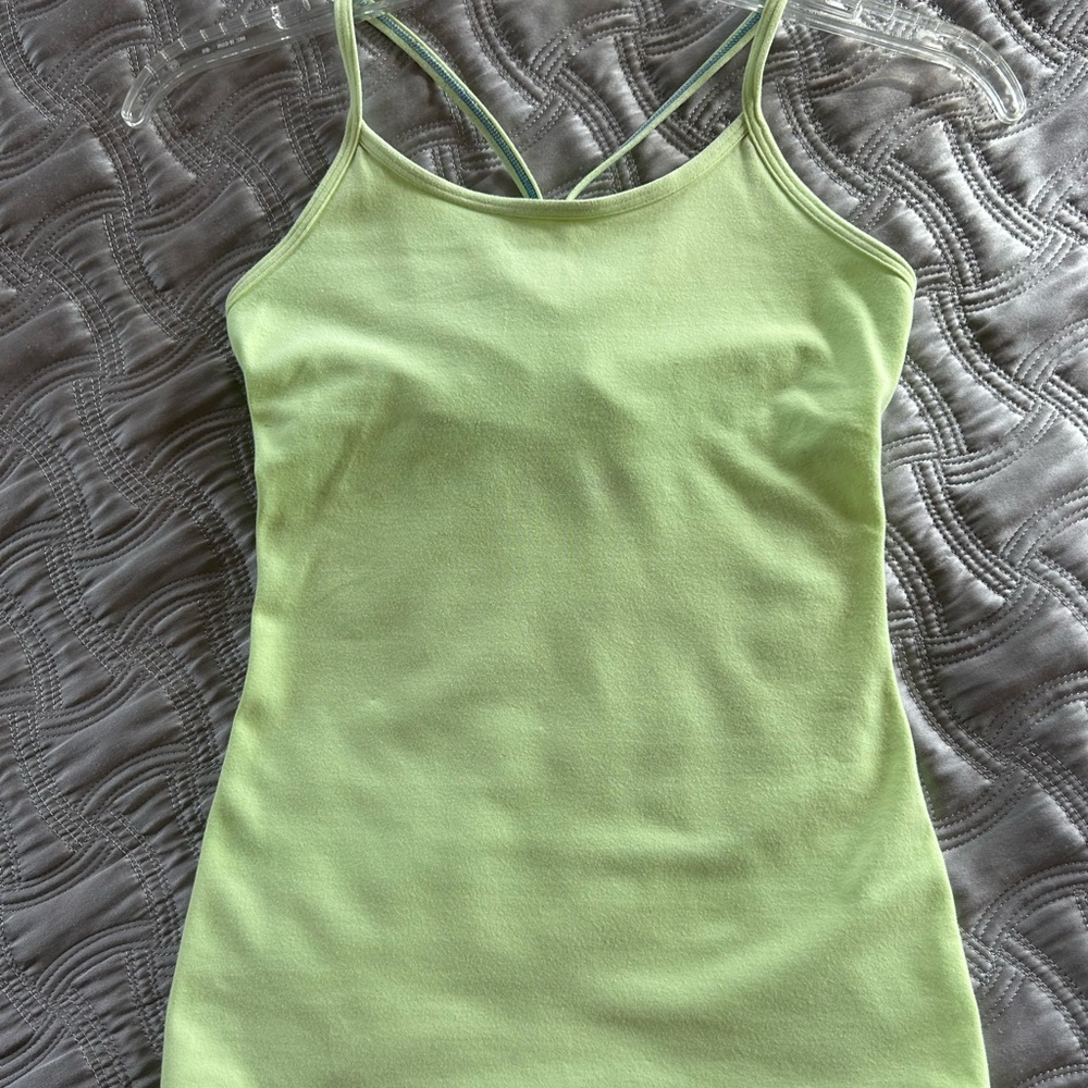 Ivivva Lululemon Tumblin' Tank Build-In Coolmax Shelf Bra,  Lime Green  size 10